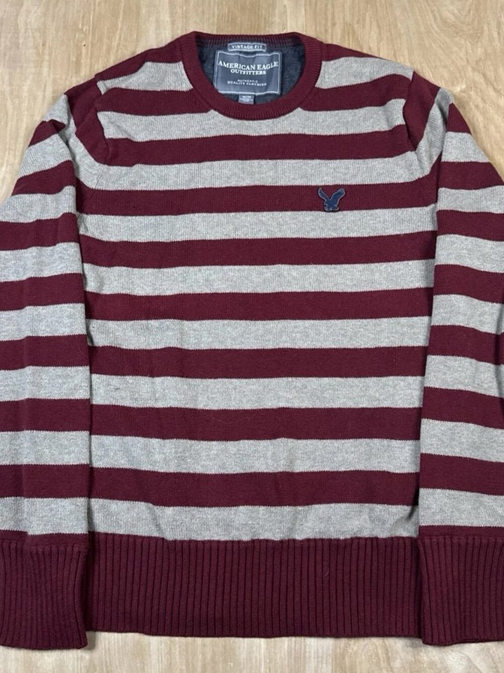 American Eagle Outfitters Men's Vintage Fit Tan & Maroon Stripes Sweater Medium